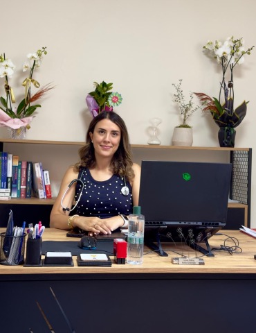 Uzm. Dr.Melek Bıyıklıoğlu